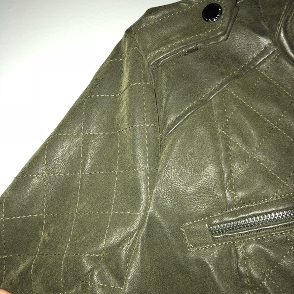 Jacket - Picture 3 of 4